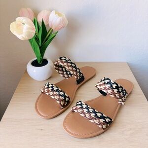 Universal Threads‎ Braided Tan and Black Women's Sandals Size 10